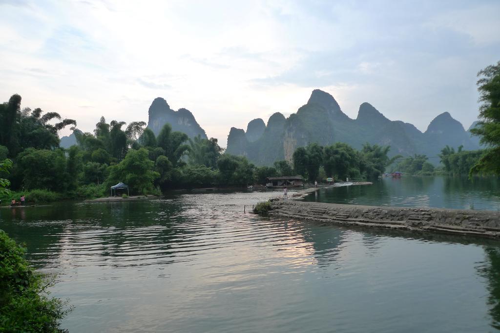 Dragon River Retreat Hotel Yangshuo Buitenkant foto