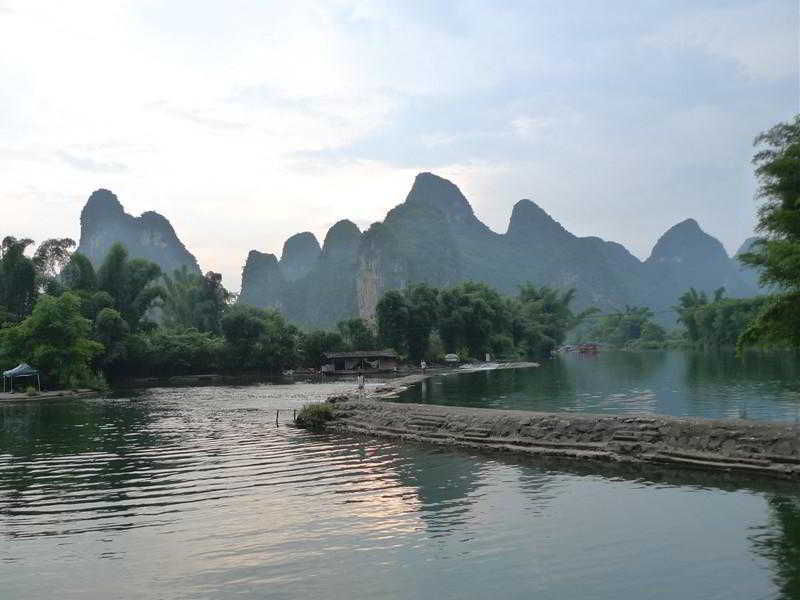 Dragon River Retreat Hotel Yangshuo Buitenkant foto